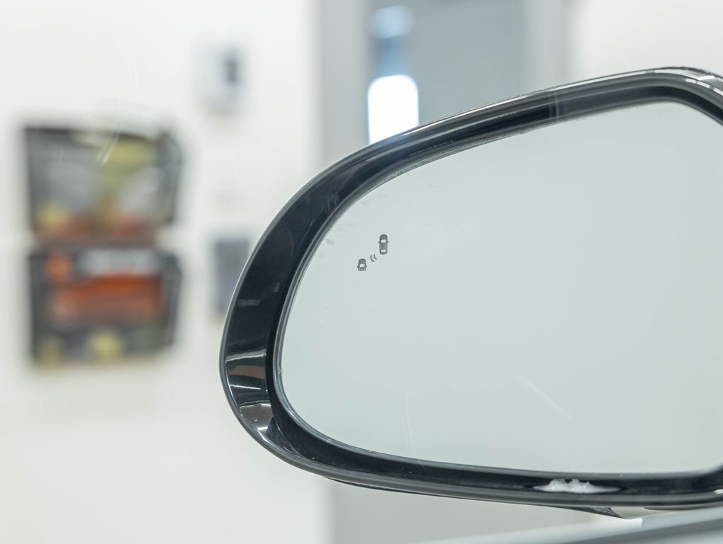 2020 Hyundai Santa Fe in St-Jérôme, Quebec - 38 - w1024h768px