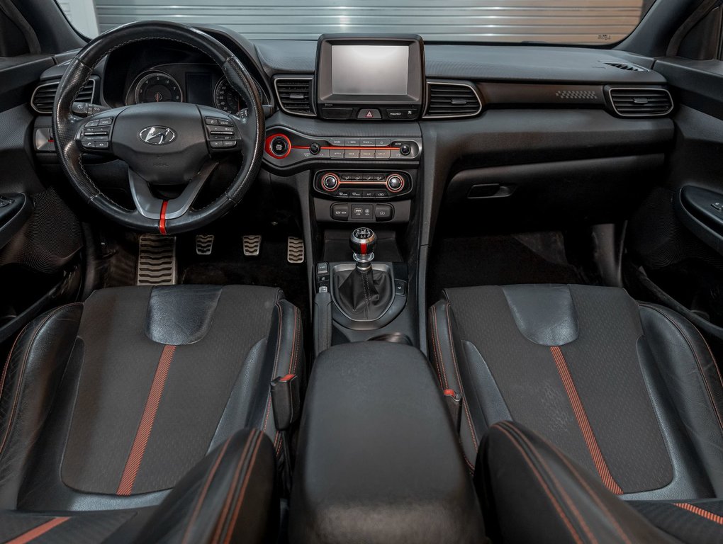 Hyundai Veloster  2019 à St-Jérôme, Québec - 12 - w1024h768px