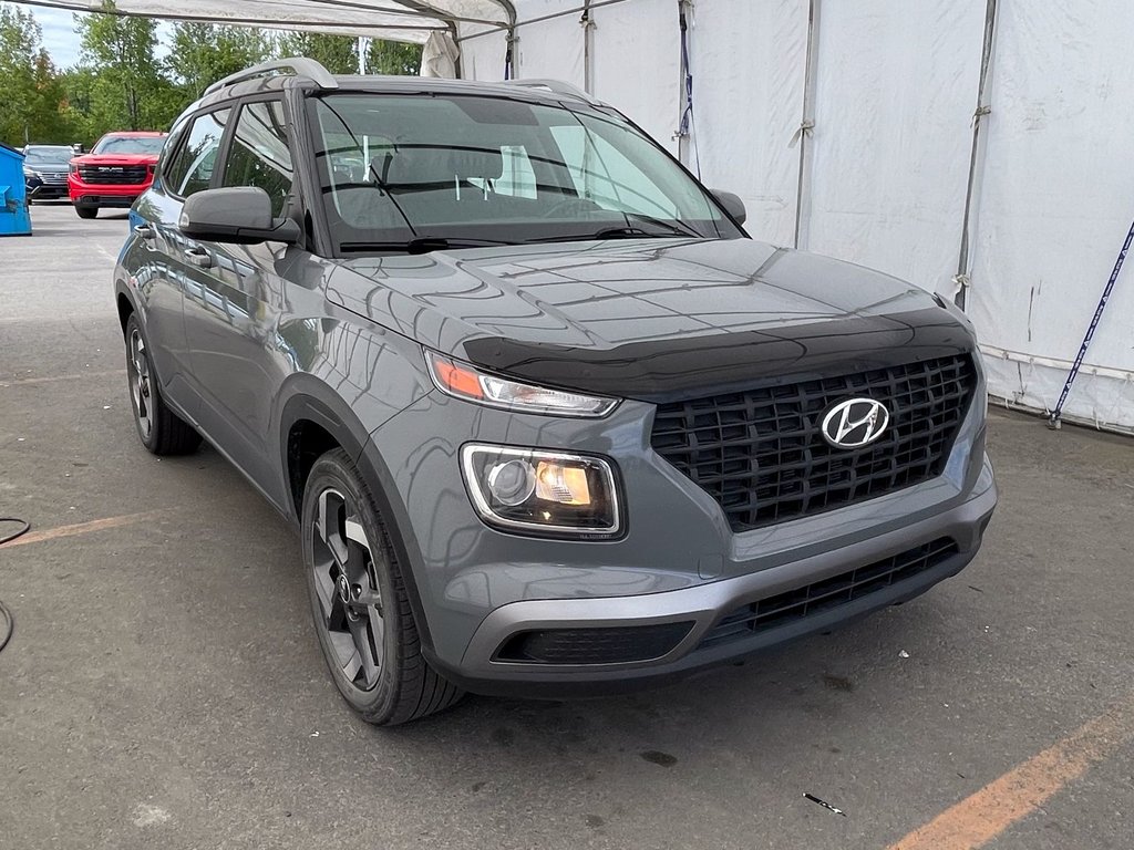 2021 Hyundai Venue in St-Jérôme, Quebec - 6 - w1024h768px