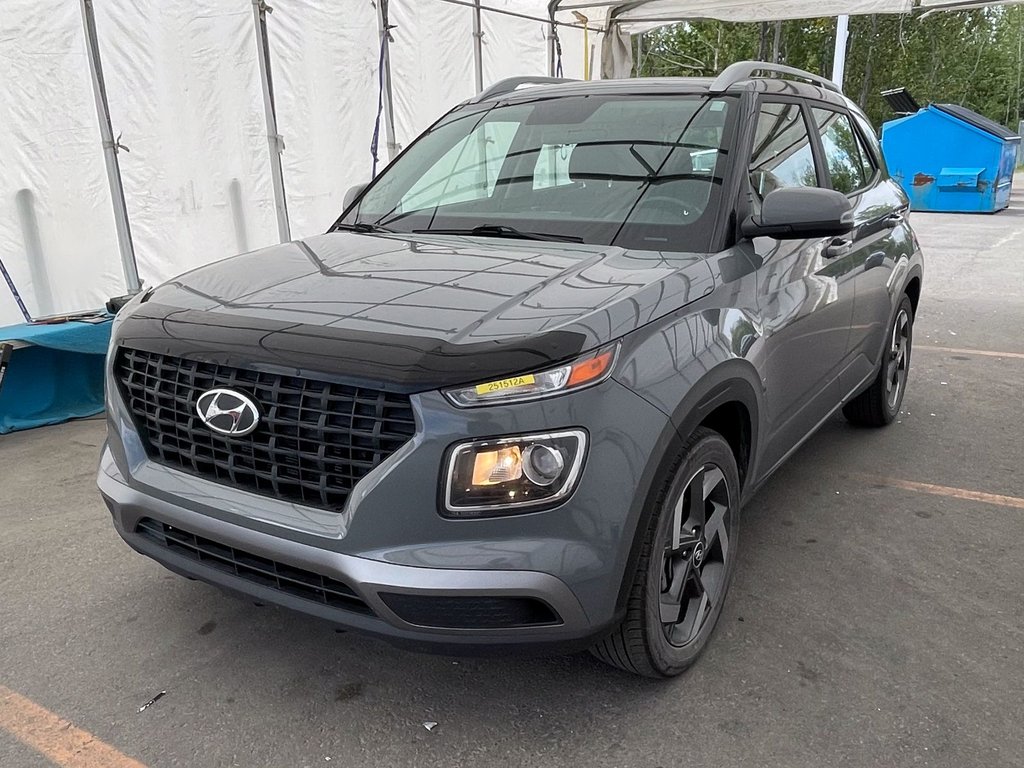 2021 Hyundai Venue in St-Jérôme, Quebec - 1 - w1024h768px