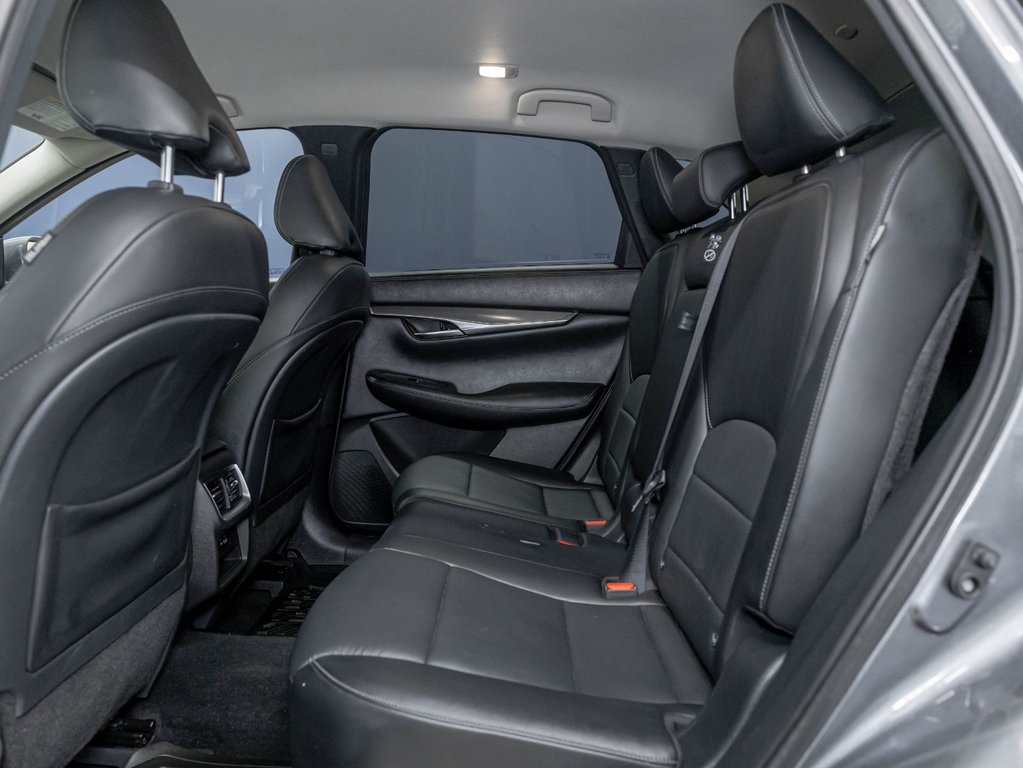 2023 Infiniti QX50 in St-Jérôme, Quebec - 29 - w1024h768px