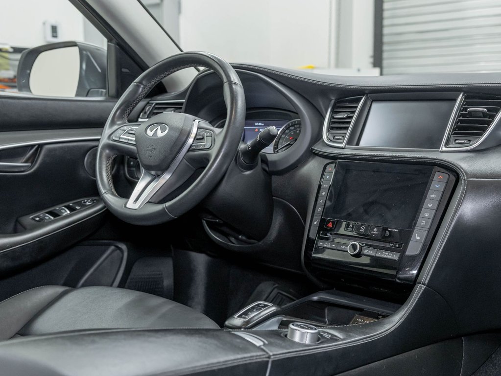 2023 Infiniti QX50 in St-Jérôme, Quebec - 28 - w1024h768px