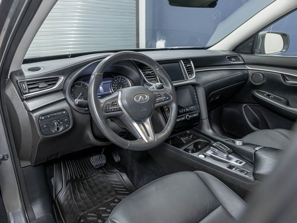 2023 Infiniti QX50 in St-Jérôme, Quebec - 2 - w1024h768px