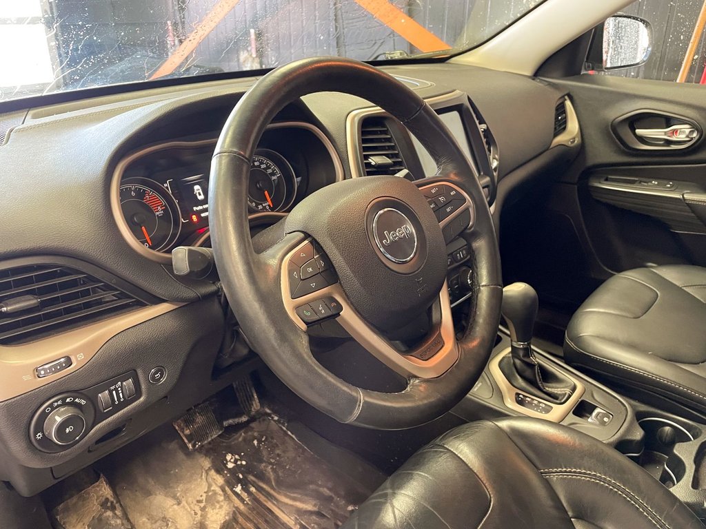 2016 Jeep Cherokee in St-Jérôme, Quebec - 3 - w1024h768px