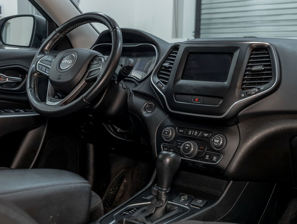 2019 Jeep Cherokee in St-Jérôme, Quebec - 25 - w1024h768px