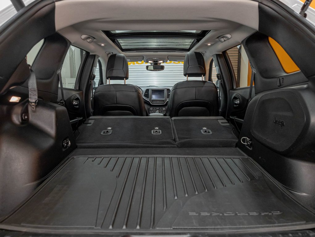 Jeep Cherokee  2022 à St-Jérôme, Québec - 32 - w1024h768px