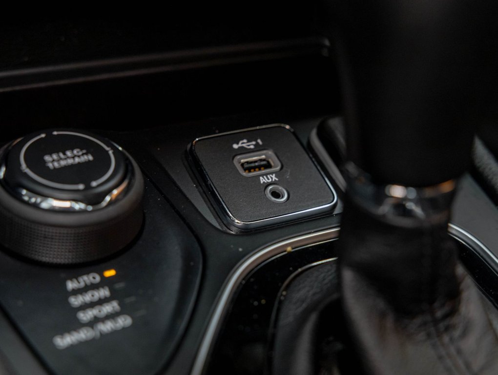 Jeep Cherokee  2022 à St-Jérôme, Québec - 24 - w1024h768px