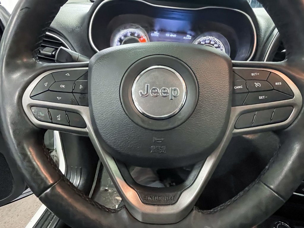 2022 Jeep Cherokee in St-Jérôme, Quebec - 14 - w1024h768px