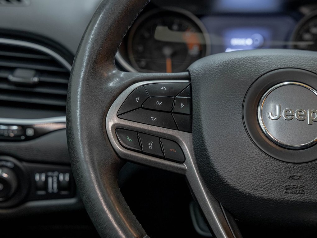 Jeep Cherokee  2022 à St-Jérôme, Québec - 15 - w1024h768px