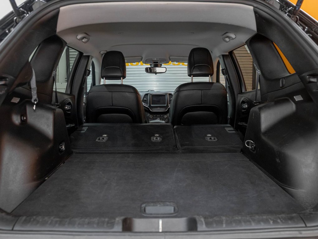 2022 Jeep Cherokee in St-Jérôme, Quebec - 31 - w1024h768px