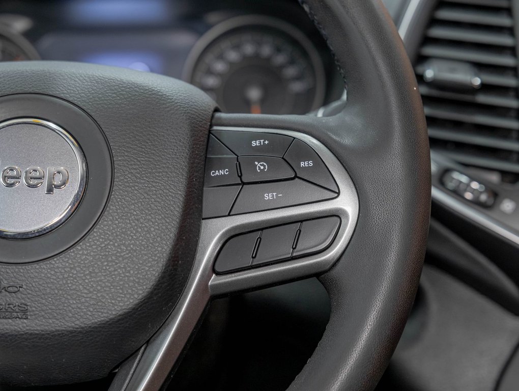 2022 Jeep Cherokee in St-Jérôme, Quebec - 15 - w1024h768px