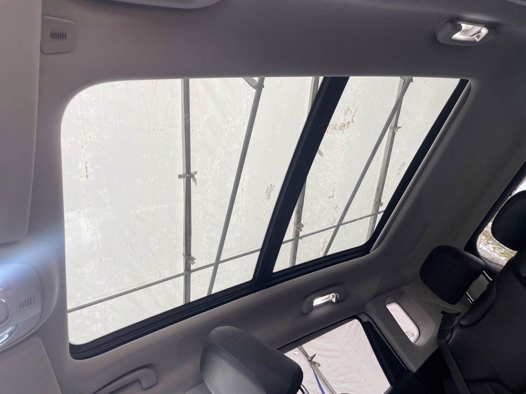 2018 Jeep Compass in St-Jérôme, Quebec - 3 - w1024h768px