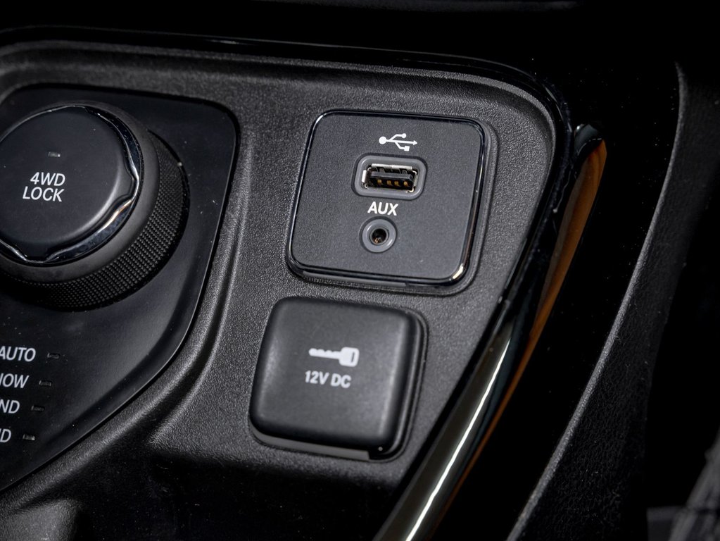 Jeep Compass  2018 à St-Jérôme, Québec - 26 - w1024h768px