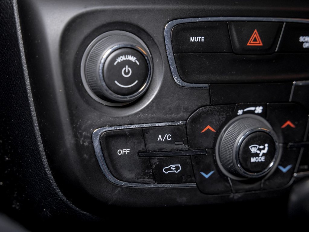 Jeep Compass  2018 à St-Jérôme, Québec - 23 - w1024h768px