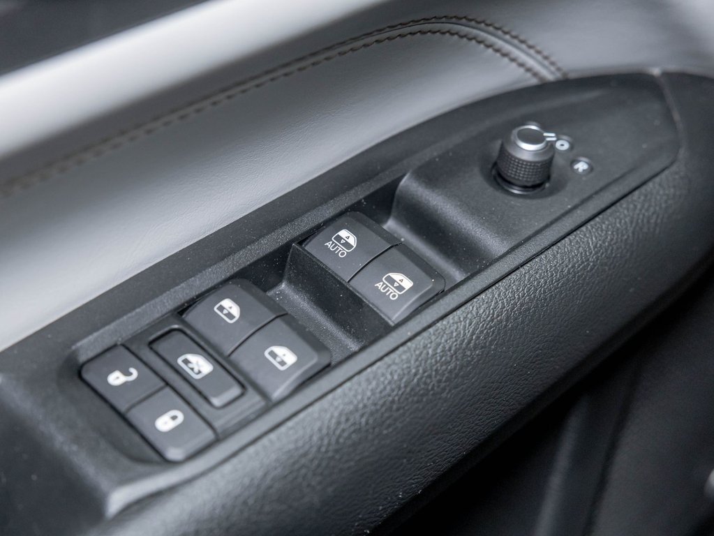 Jeep Compass  2022 à St-Jérôme, Québec - 27 - w1024h768px