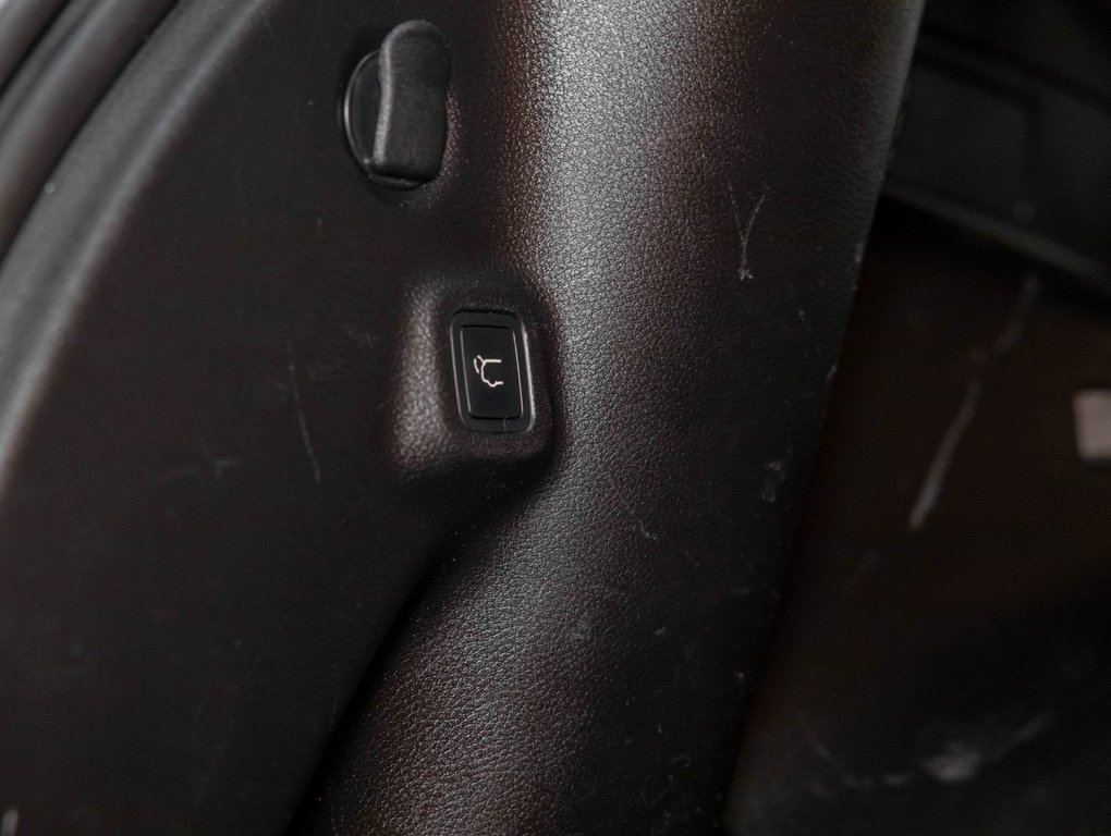 Jeep Compass  2023 à St-Jérôme, Québec - 31 - w1024h768px