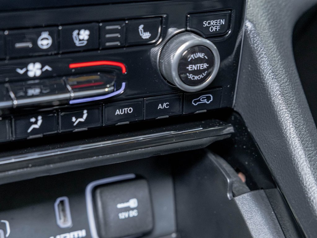 Jeep Grand Cherokee 4xe  2023 à St-Jérôme, Québec - 28 - w1024h768px