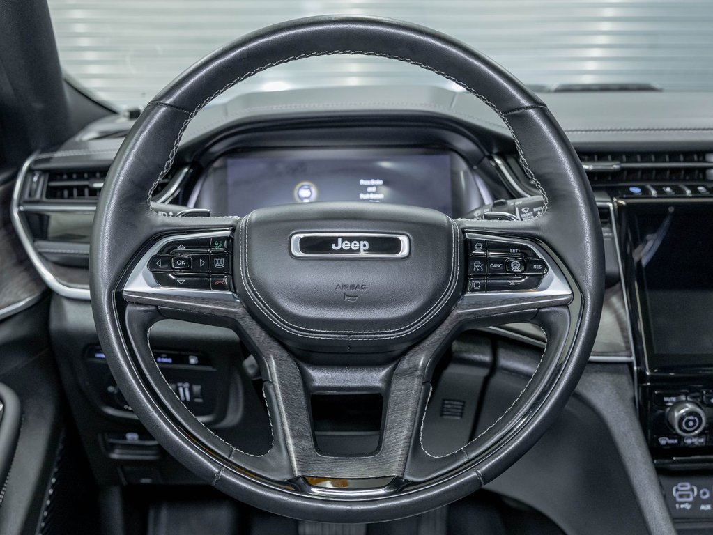 Jeep Grand Cherokee 4xe  2023 à St-Jérôme, Québec - 15 - w1024h768px