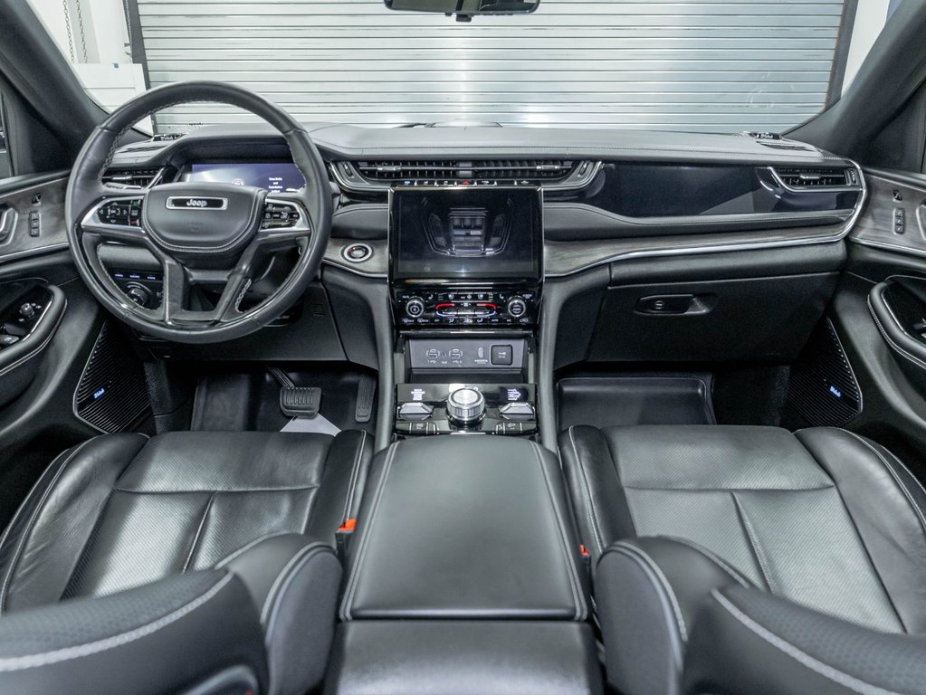 Jeep Grand Cherokee 4xe  2023 à St-Jérôme, Québec - 14 - w1024h768px