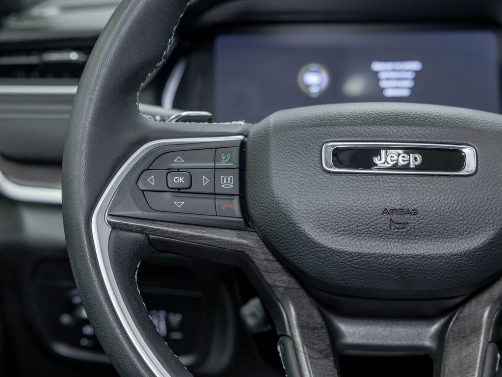Jeep Grand Cherokee L  2024 à St-Jérôme, Québec - 16 - w1024h768px