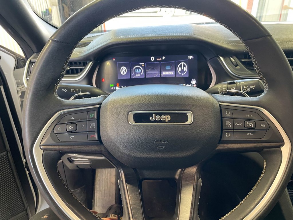 Jeep Grand Cherokee L  2024 à St-Jérôme, Québec - 17 - w1024h768px