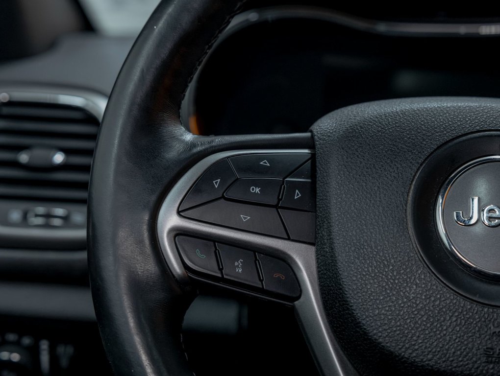 Jeep Grand Cherokee  2018 à St-Jérôme, Québec - 14 - w1024h768px