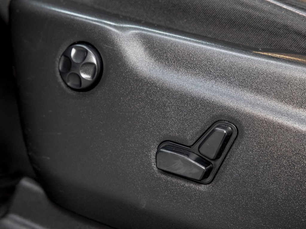 2019 Jeep Grand Cherokee in St-Jérôme, Quebec - 26 - w1024h768px