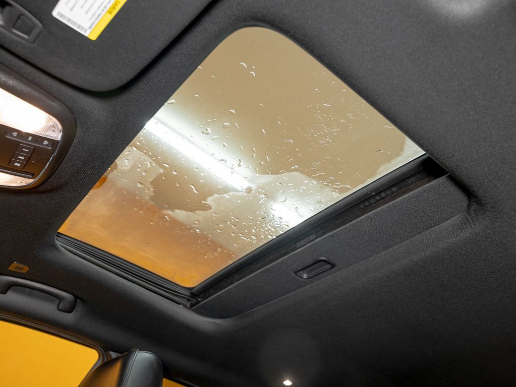 2019 Jeep Grand Cherokee in St-Jérôme, Quebec - 4 - w1024h768px