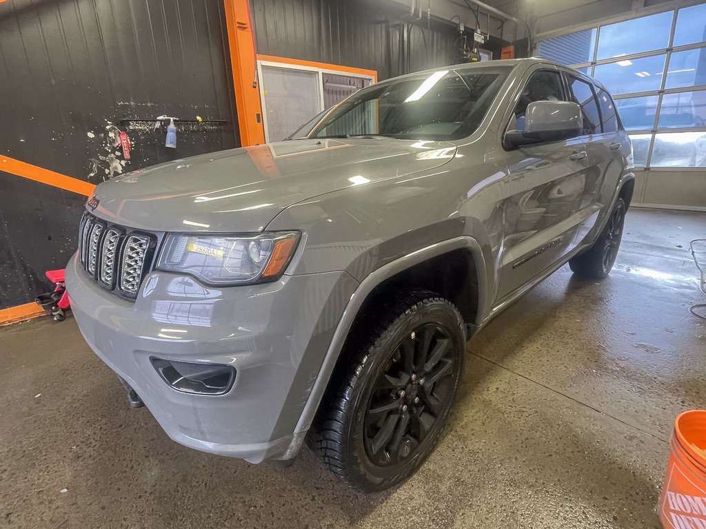 Jeep Grand Cherokee  2021 à St-Jérôme, Québec - 1 - w1024h768px