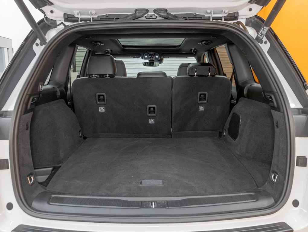 2022 Jeep Grand Cherokee in St-Jérôme, Quebec - 33 - w1024h768px