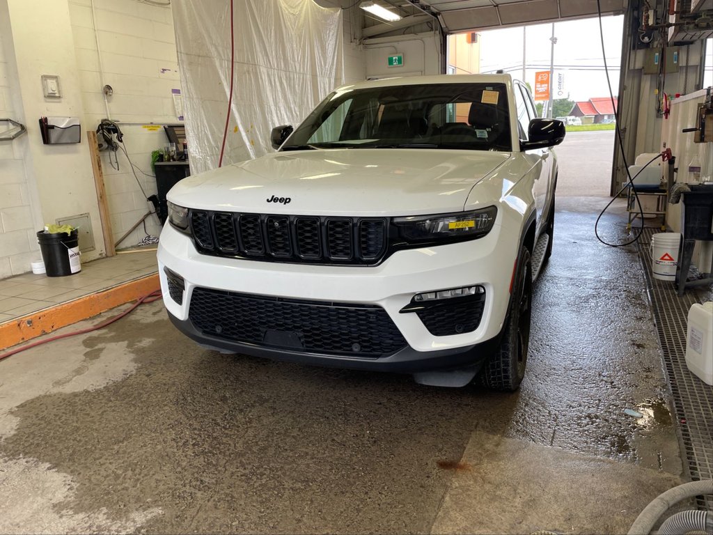 Jeep Grand Cherokee  2024 à St-Jérôme, Québec - 1 - w1024h768px