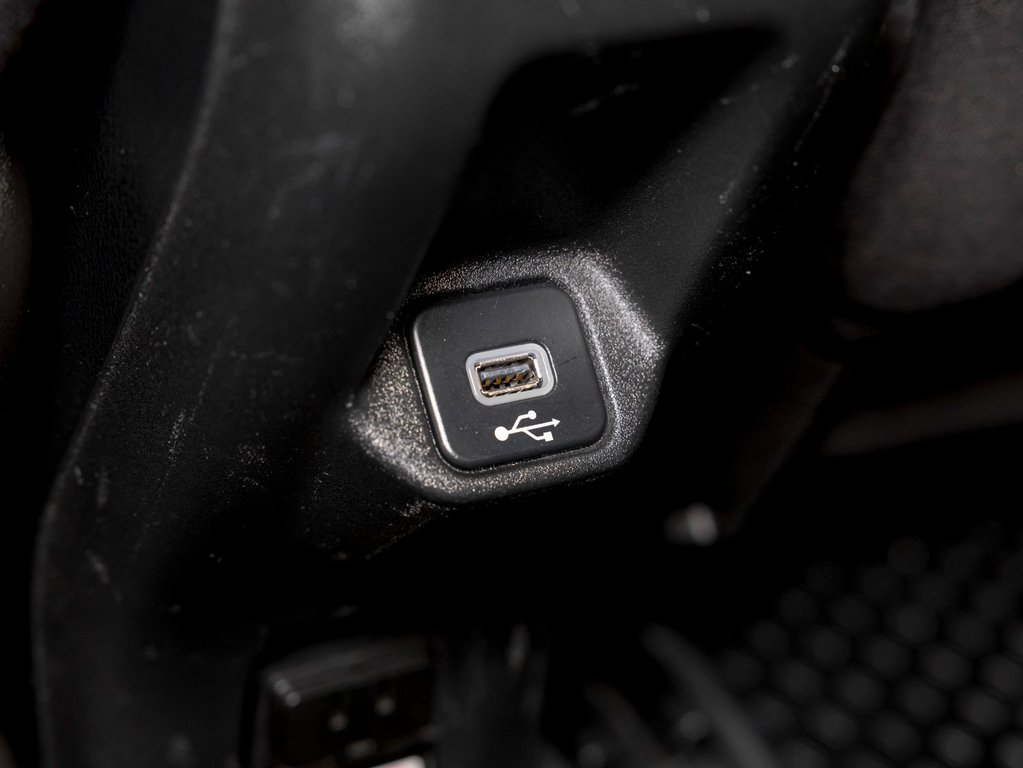 Jeep Renegade  2019 à St-Jérôme, Québec - 28 - w1024h768px