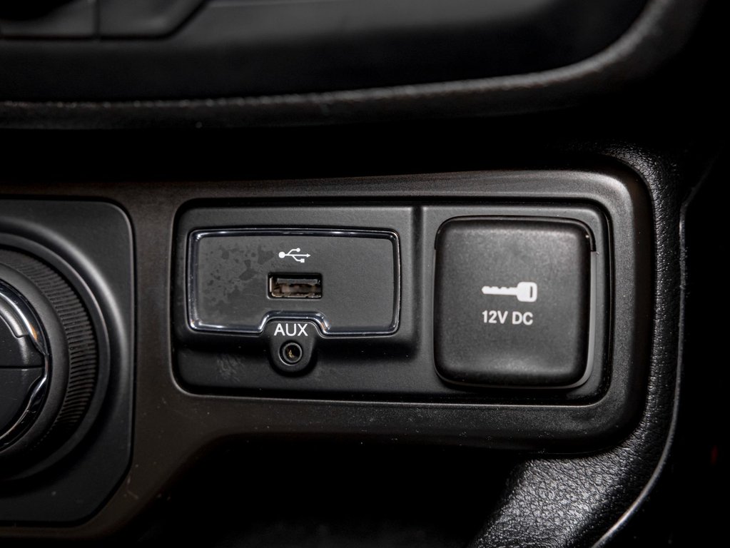 Jeep Renegade  2019 à St-Jérôme, Québec - 23 - w1024h768px