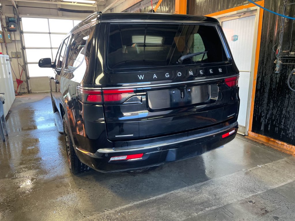 Jeep Wagoneer  2023 à St-Jérôme, Québec - 6 - w1024h768px