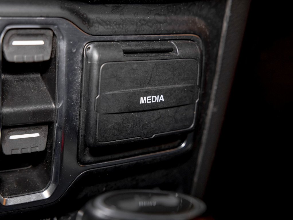 Jeep Wrangler 4xe  2021 à St-Jérôme, Québec - 25 - w1024h768px