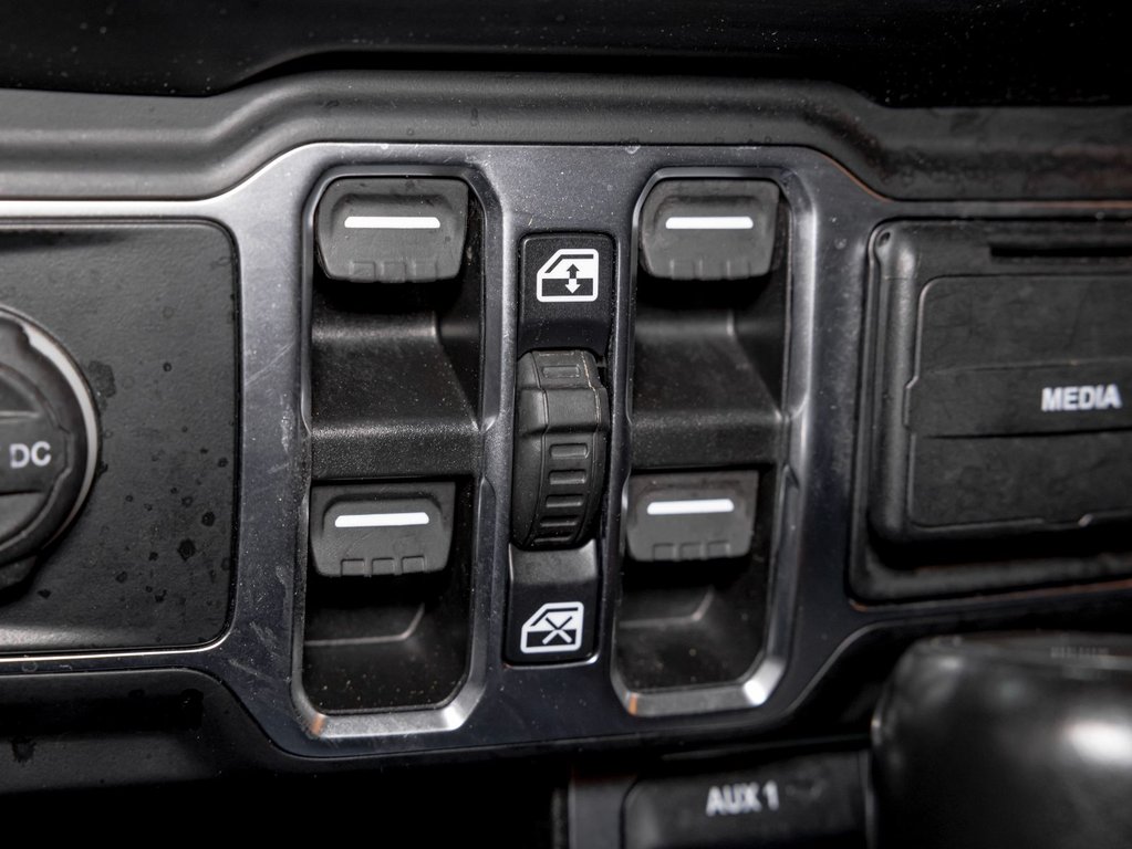 Jeep Wrangler 4xe  2021 à St-Jérôme, Québec - 26 - w1024h768px