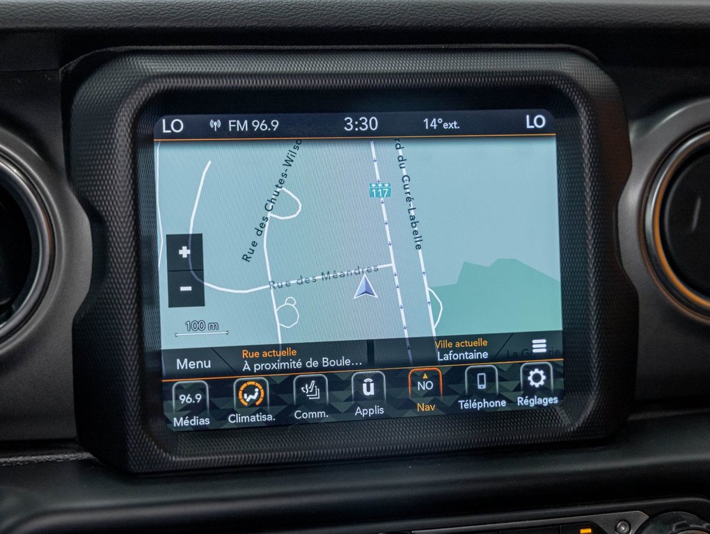 Jeep Wrangler 4xe  2023 à St-Jérôme, Québec - 16 - w1024h768px