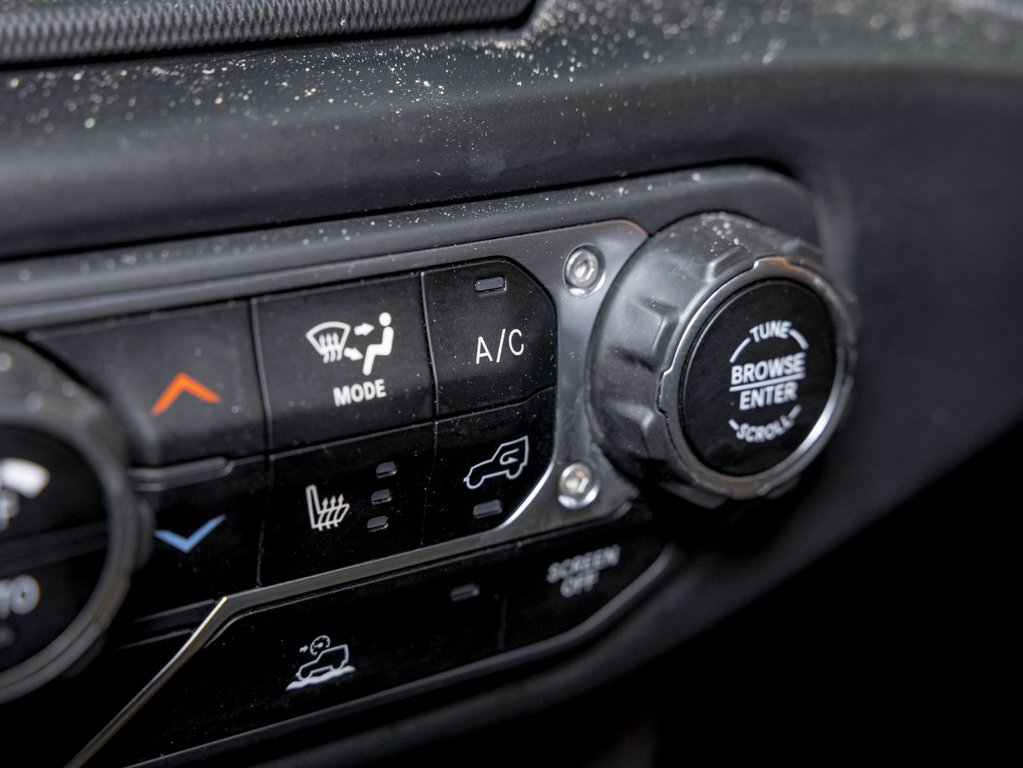 Jeep Wrangler 4xe  2023 à St-Jérôme, Québec - 22 - w1024h768px