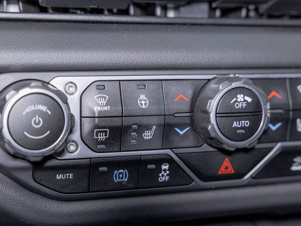 2024 Jeep Wrangler 4xe in St-Jérôme, Quebec - 17 - w1024h768px