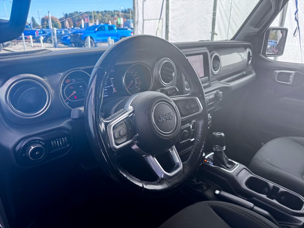 2020 Jeep Wrangler Unlimited in St-Jérôme, Quebec - 3 - w1024h768px