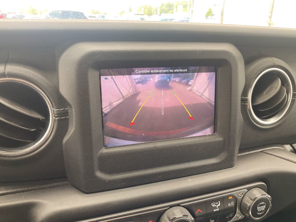 2020 Jeep Wrangler in St-Jérôme, Quebec - 13 - w1024h768px