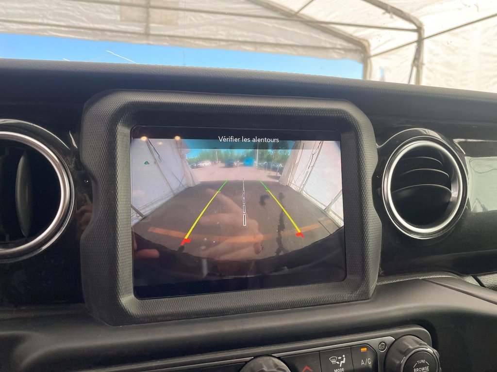 Jeep Wrangler  2020 à St-Jérôme, Québec - 14 - w1024h768px
