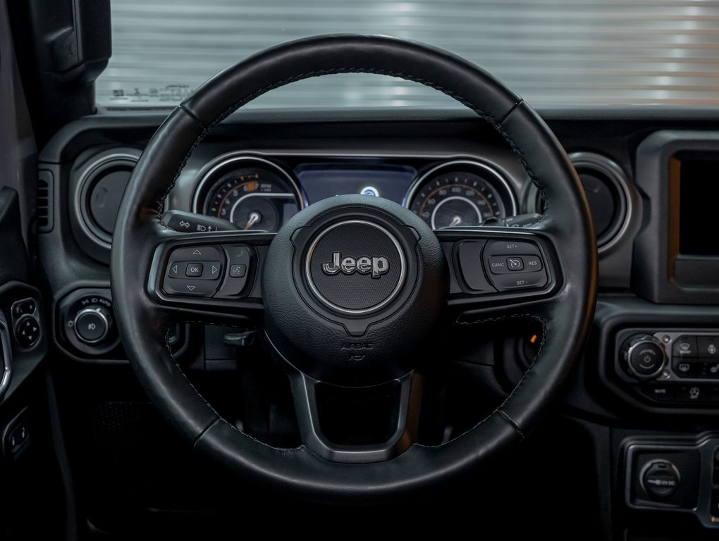 Jeep Wrangler  2021 à St-Jérôme, Québec - 12 - w1024h768px