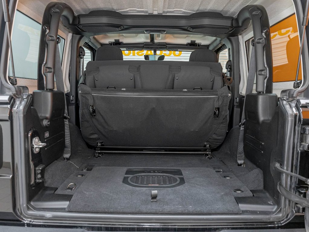 Jeep Wrangler  2021 à St-Jérôme, Québec - 28 - w1024h768px