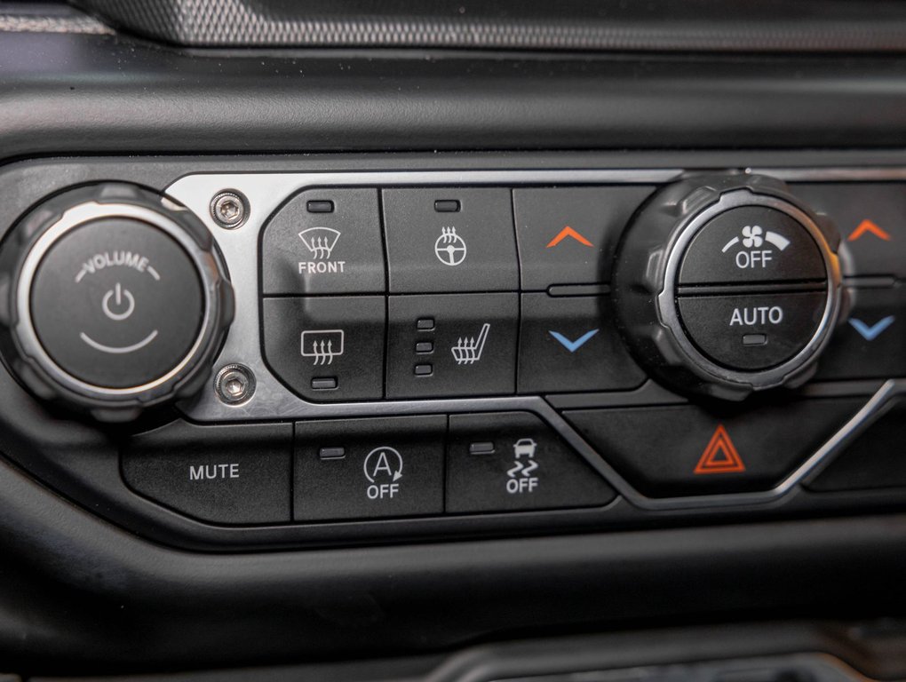 2023 Jeep Wrangler in St-Jérôme, Quebec - 21 - w1024h768px