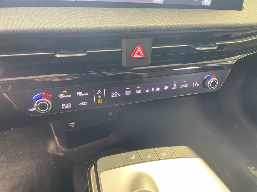 2022 Kia EV6 in St-Jérôme, Quebec - 17 - w1024h768px