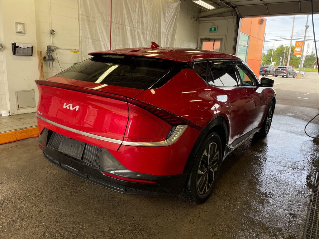2022 Kia EV6 in St-Jérôme, Quebec - 9 - w1024h768px