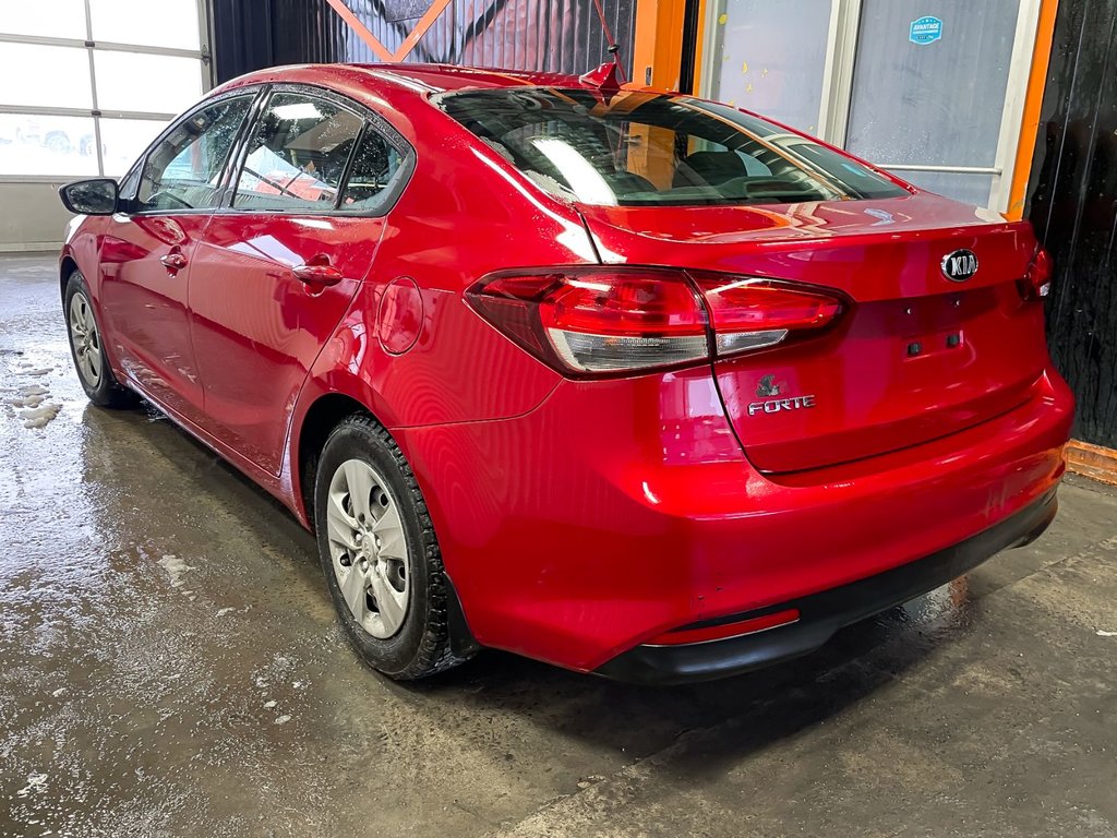 2018 Kia Forte in St-Jérôme, Quebec - 5 - w1024h768px