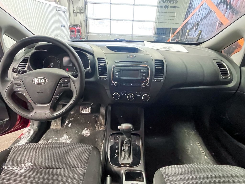 2018 Kia Forte in St-Jérôme, Quebec - 10 - w1024h768px