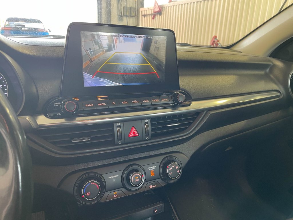 2019 Kia Forte in St-Jérôme, Quebec - 14 - w1024h768px